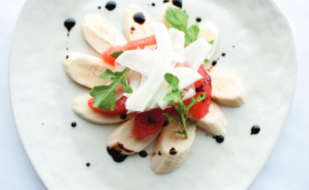 Banana carpaccio with fennel & grapefruit