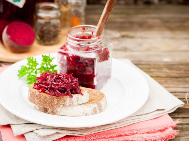Beetroot_and_Balsalmic_Relish_LR