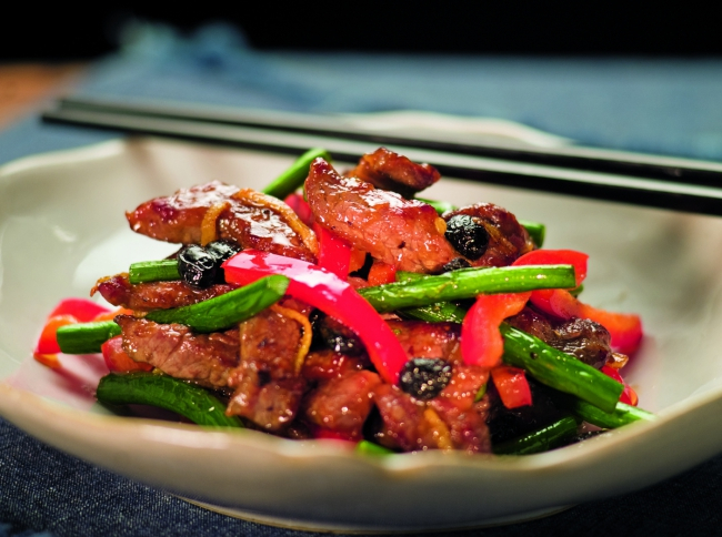 Shaoxing marinated lamb rump with black beans