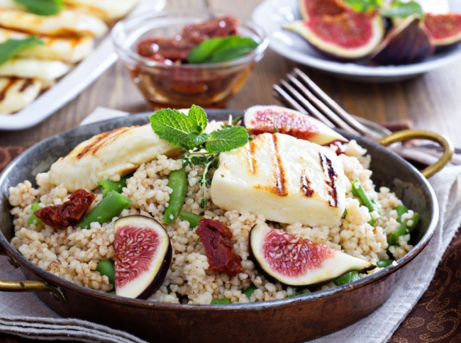Spiced couscous with haloumi & figs