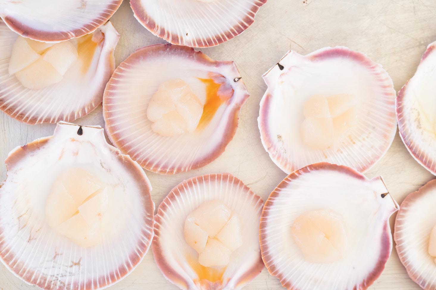 Drunken half-shell scallop with spring onion & ginger Recipe | Buy West Eat Best